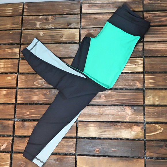Lululemon Run Pace Tight Leggings 6 - Picture 5 of 13
